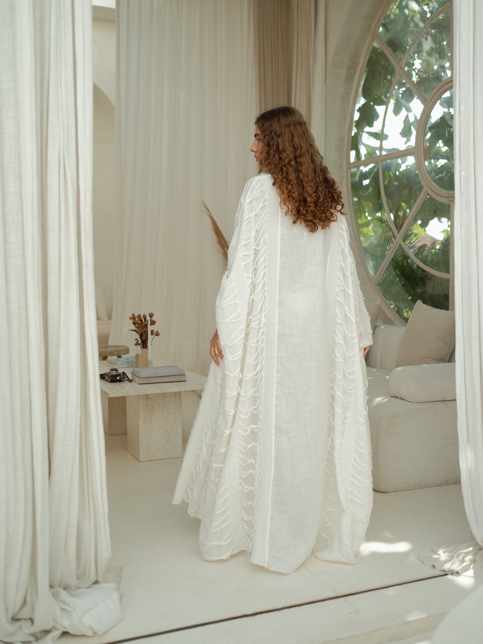 Livia cape