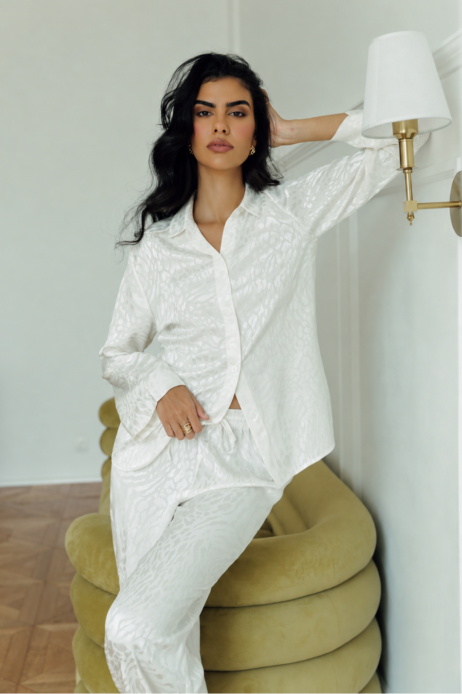 Eleese Set Ivory satin shirt and wide-leg trouser co-ord