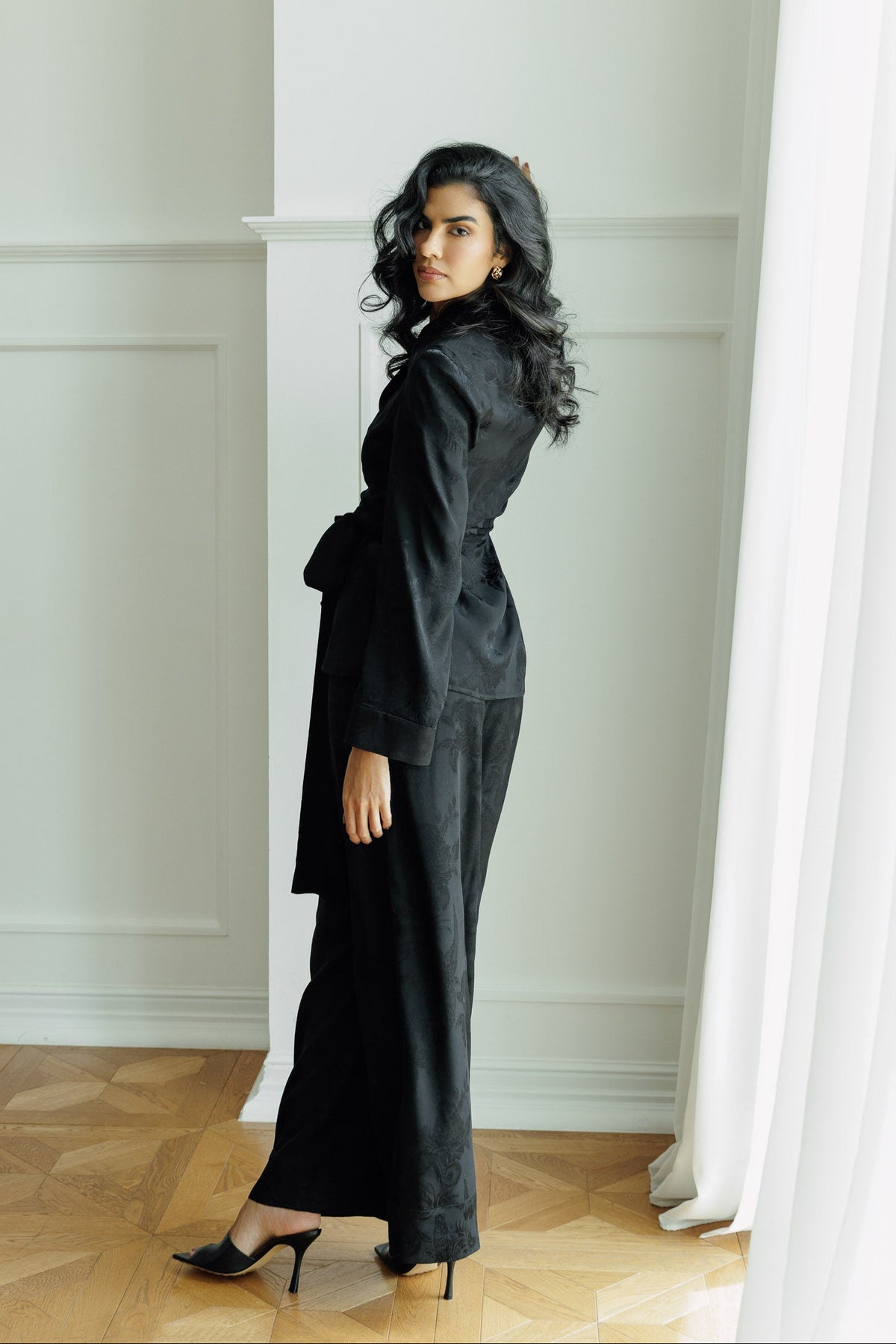lilah-black-tailored-coord