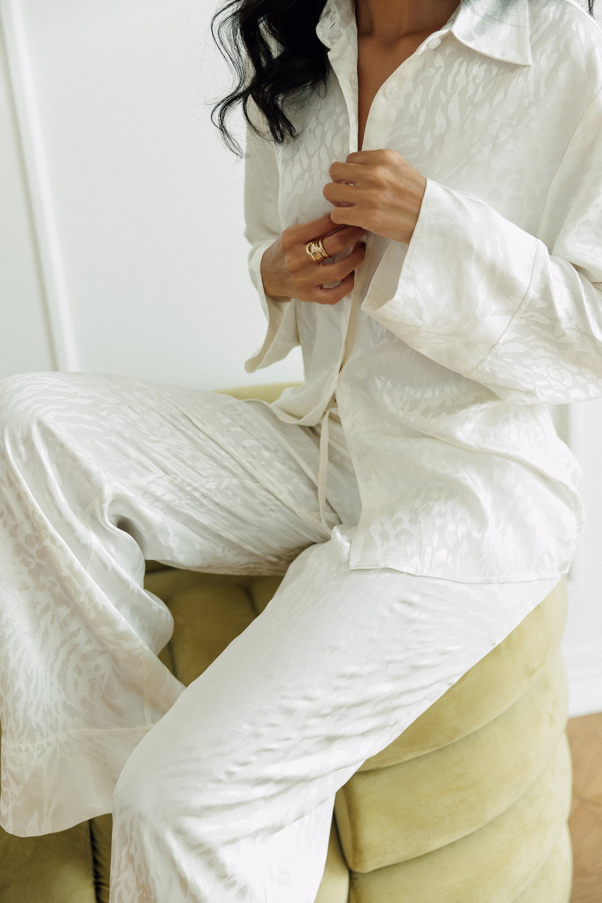 Eleese Set Ivory button-up shirt with matching textured trousers