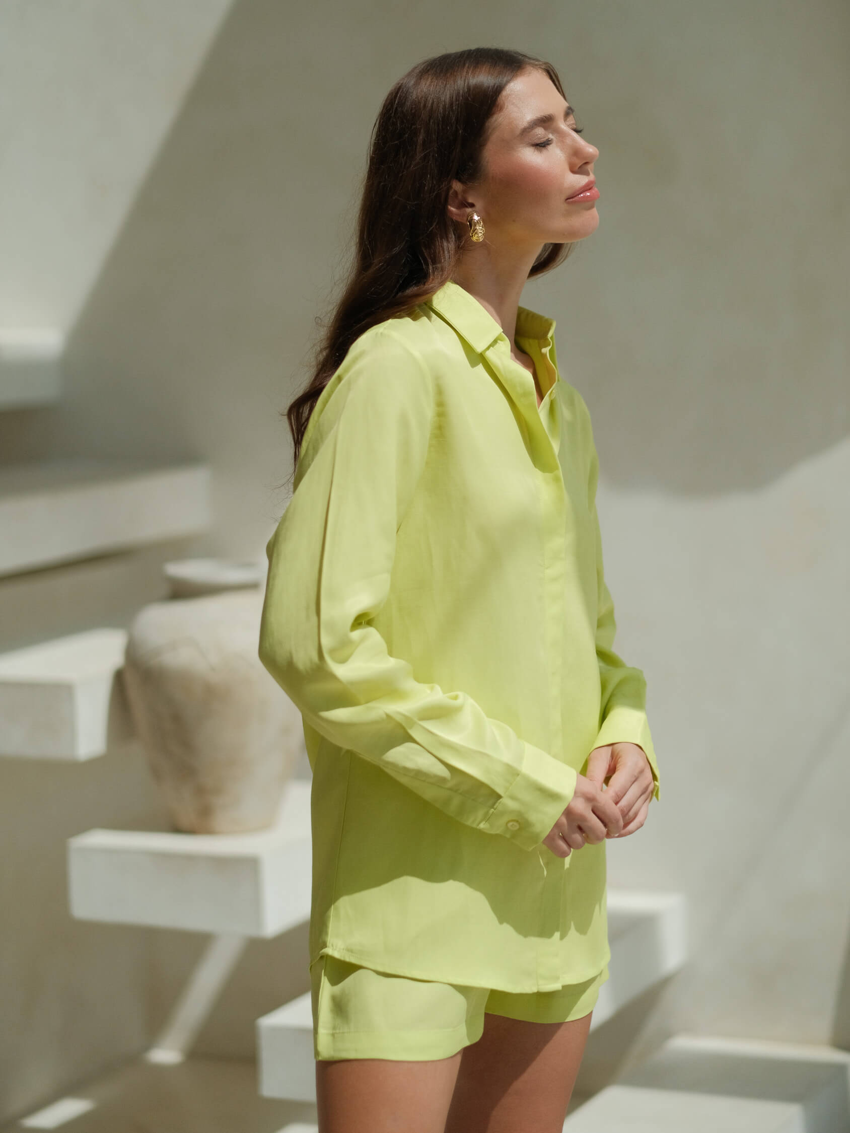 Lime green co-ord set perfect for warm weather and resort styling